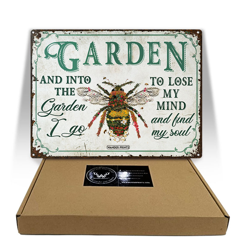 Wander Prints Gardener Gift, Birthday Gifts For Mom, Mom, Grandma, Grandpa Who Love Garden - Bee Garden Sign Unique House Warming Gift For Gardening Lovers, Rustic Metal Sign, Garden Stake, Yard Patio Outdoor Decor