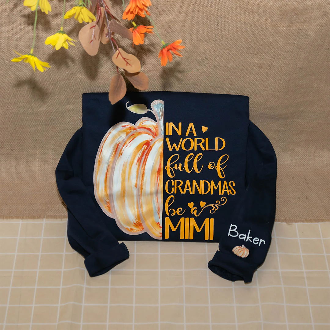 In a World Full Of Grandmas Be A Mimi Pumpkin And Grandkids Sweatshirt