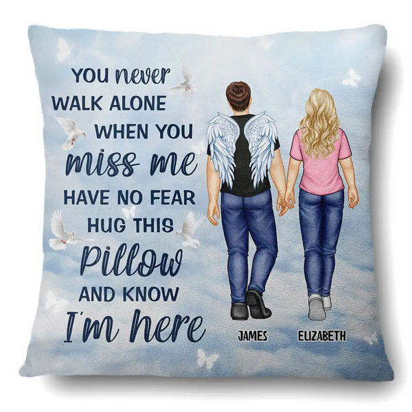 If You Miss Me Hug This Pillow - Österreich