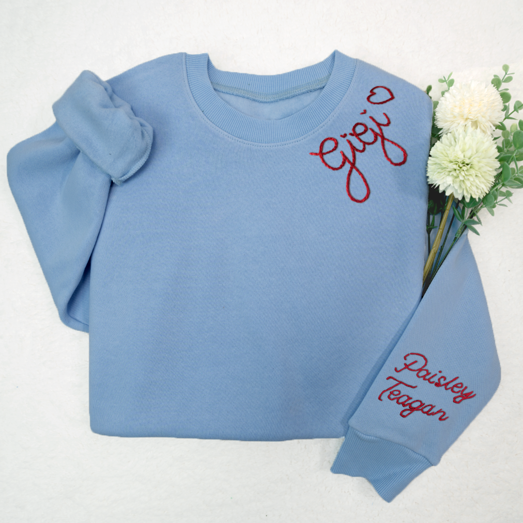 Custom Hand Embroidered Gigi Sweatshirt with Kids Name on Sleeve, Personalized Gigi Sweatshirt, Minimalist Grandma Sweater, Mothers Day Gift for Grandma Mimi Nana Gigi Gaga