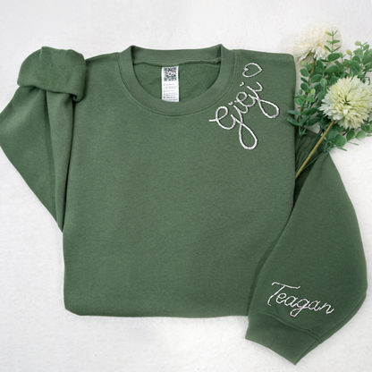 Custom Hand Embroidered Gigi Sweatshirt with Kids Name on Sleeve, Personalized Gigi Sweatshirt, Minimalist Grandma Sweater, Mothers Day Gift for Grandma Mimi Nana Gigi Gaga