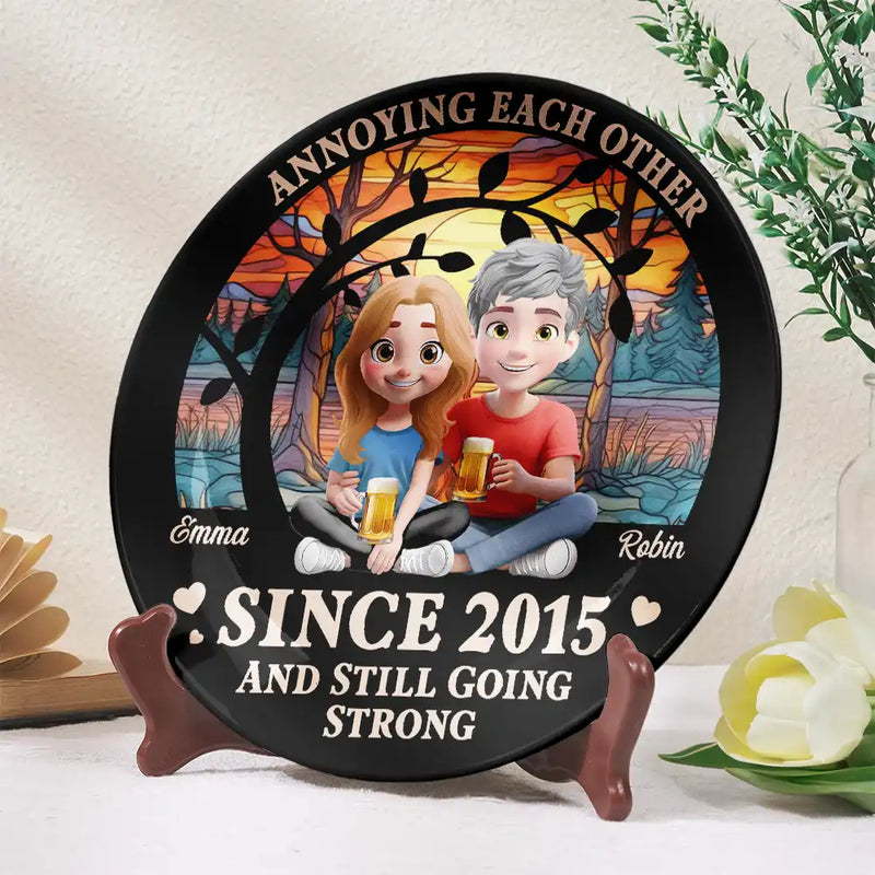3D Effect Couple Annoying Each Other - Personalized Ceramic Plate