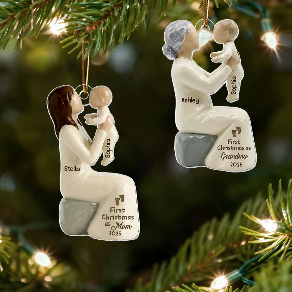 3D Effect First Christmas As Mom Grandma - Personalized Wooden Ornament