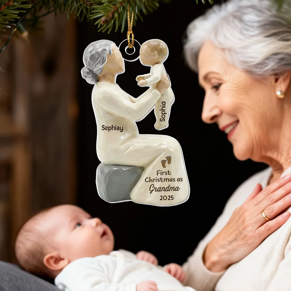 3D Effect First Christmas As Mom Grandma - Personalized Wooden Ornament