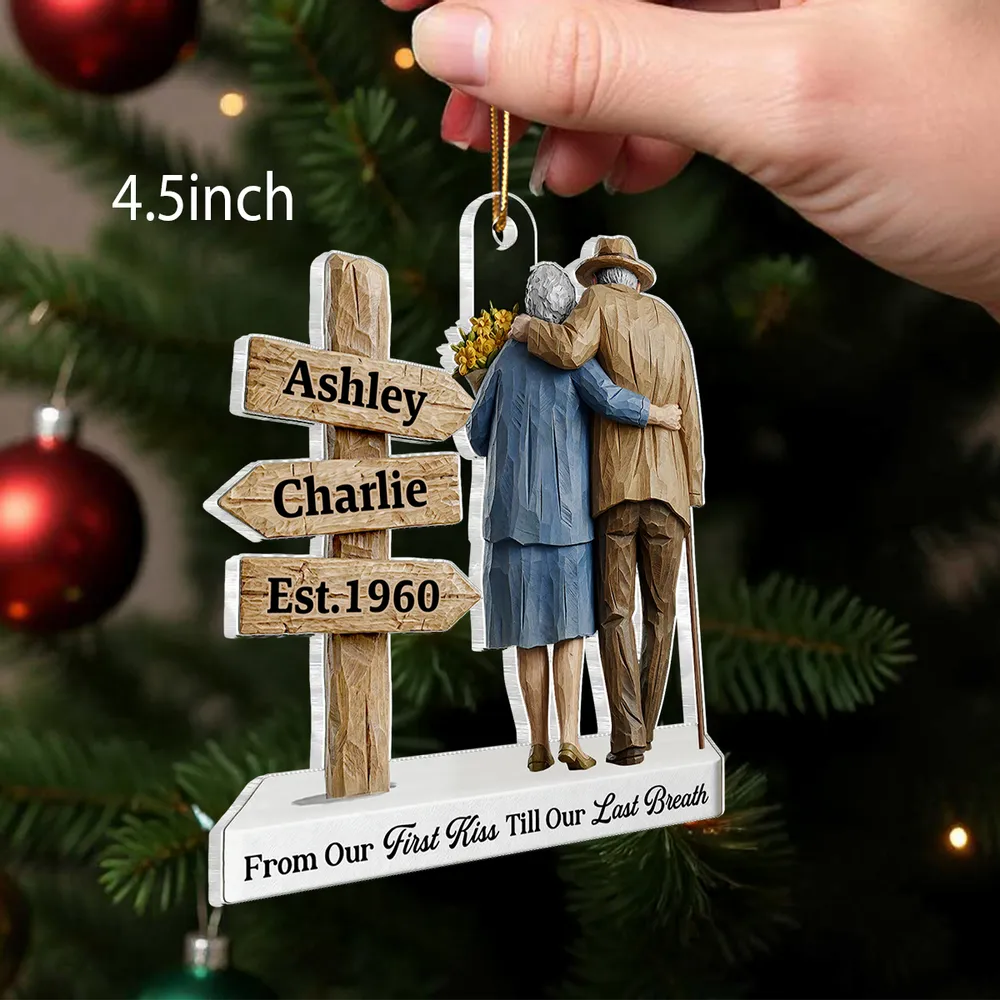 3D Effect Wooden Old Couple Sign Post - Personalized Acrylic Ornament