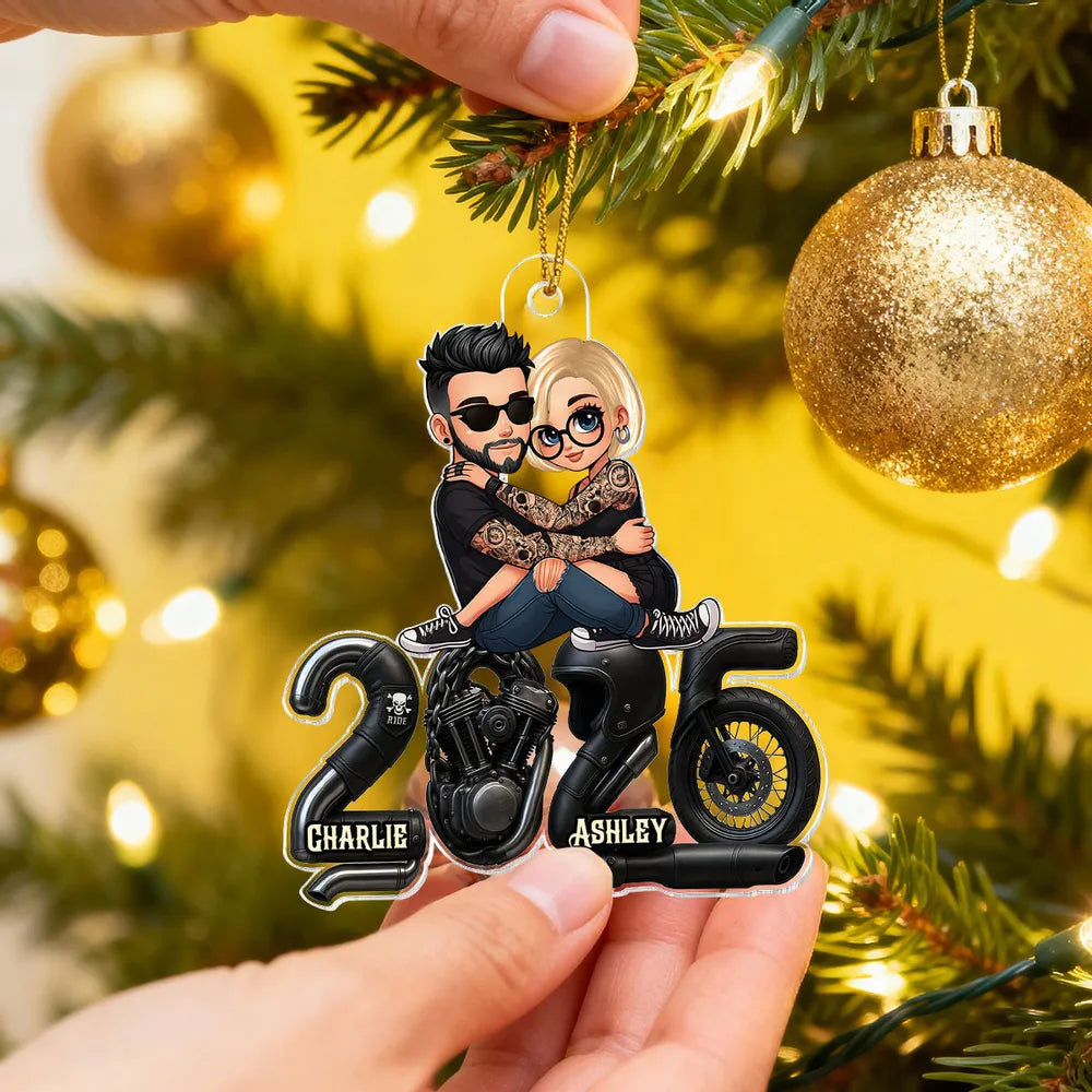 3D Effect Biker Couple Christmas - Personalized Acrylic Ornament - Gift For Bikers, Gift For Him, For Her