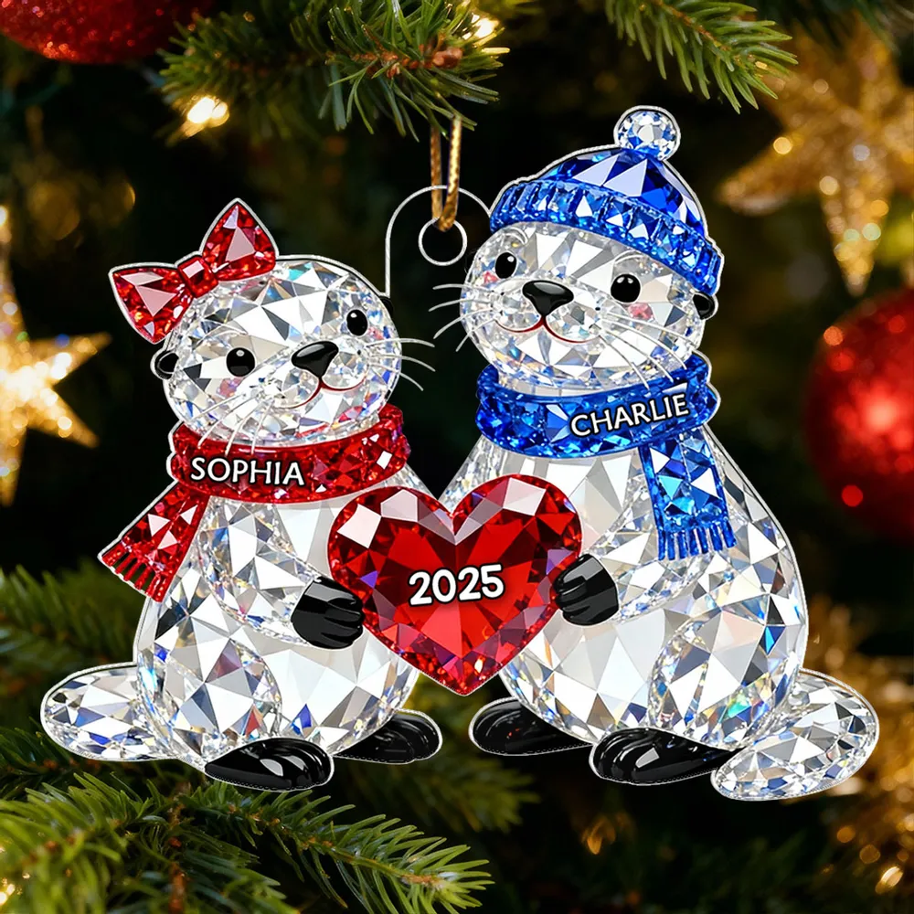 3D Crystal Effect Christmas Otter Couple - Personalized Acrylic Ornament
