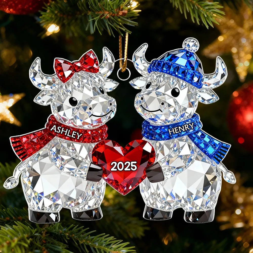 3D Crystal Effect Christmas Highland Cow Couple - Personalized Acrylic Ornament