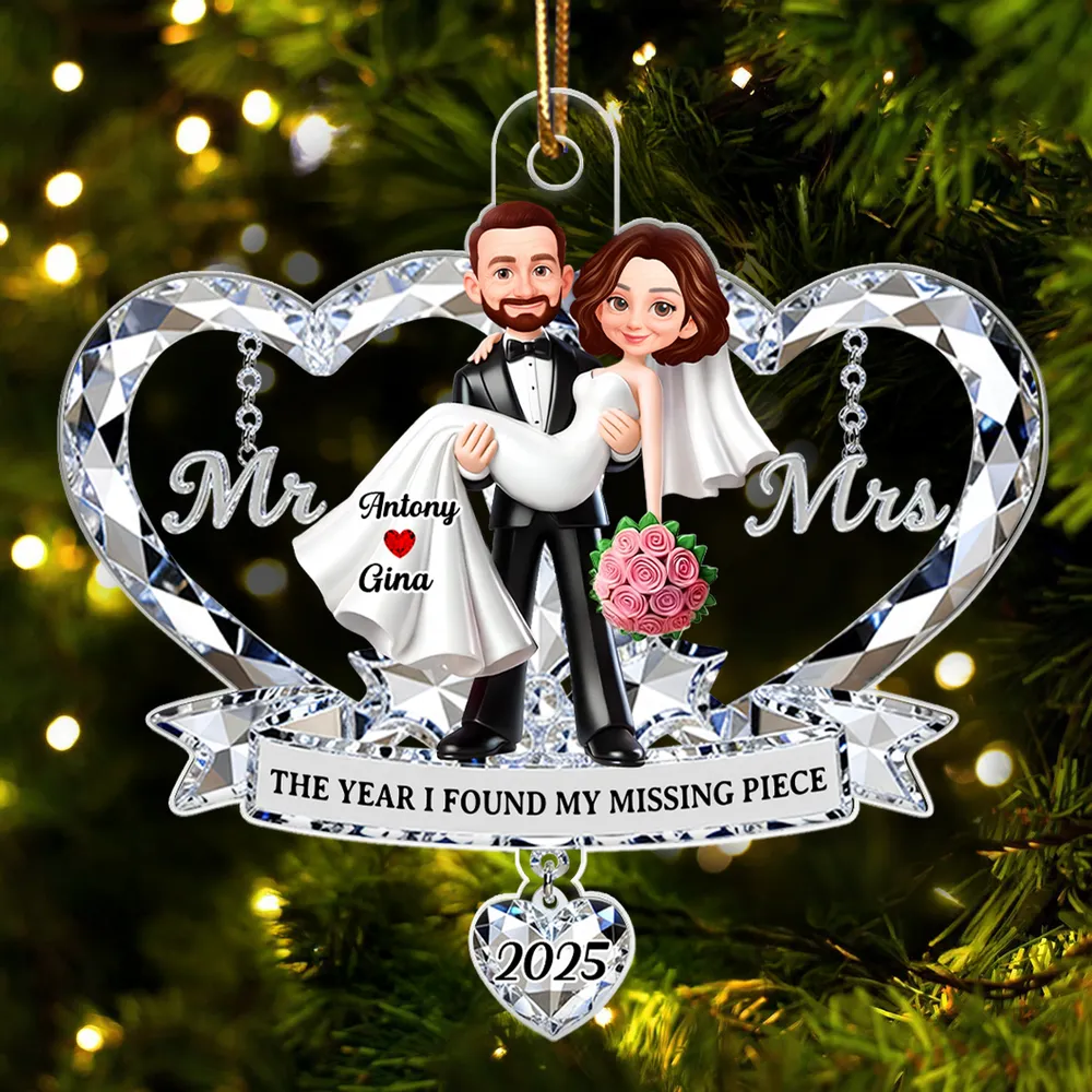 Mr. and Mrs. 3D Crystal Effect - Personalized Acrylic Ornament - Christmas Gift for Couple