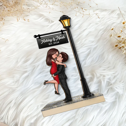 Couple Kissing Under Lamp Post Personalized Standing Wooden Plaque, Heartfelt 2025 Gift For Couple, For Him, For Her, Boyfriend, Girlfriend, Husband, Wife