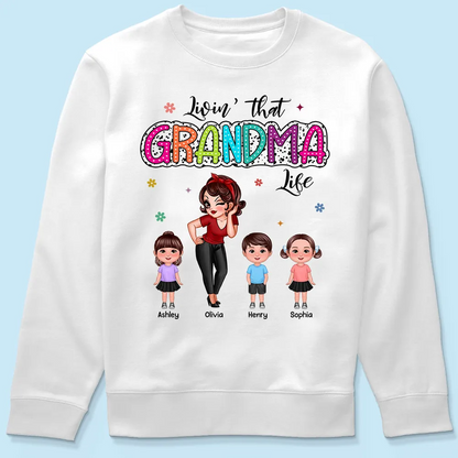 Livin‘ That Grandma Mom Life Pretty Woman & Kids Summer Vibe Personalized Shirt