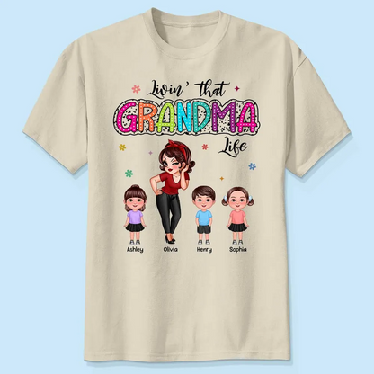 Livin‘ That Grandma Mom Life Pretty Woman & Kids Summer Vibe Personalized Shirt