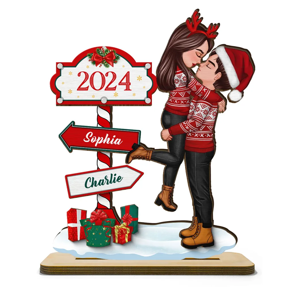 Couple Hugging Kissing North Pole Sign Christmas Decor - Personalized Wooden Plaque