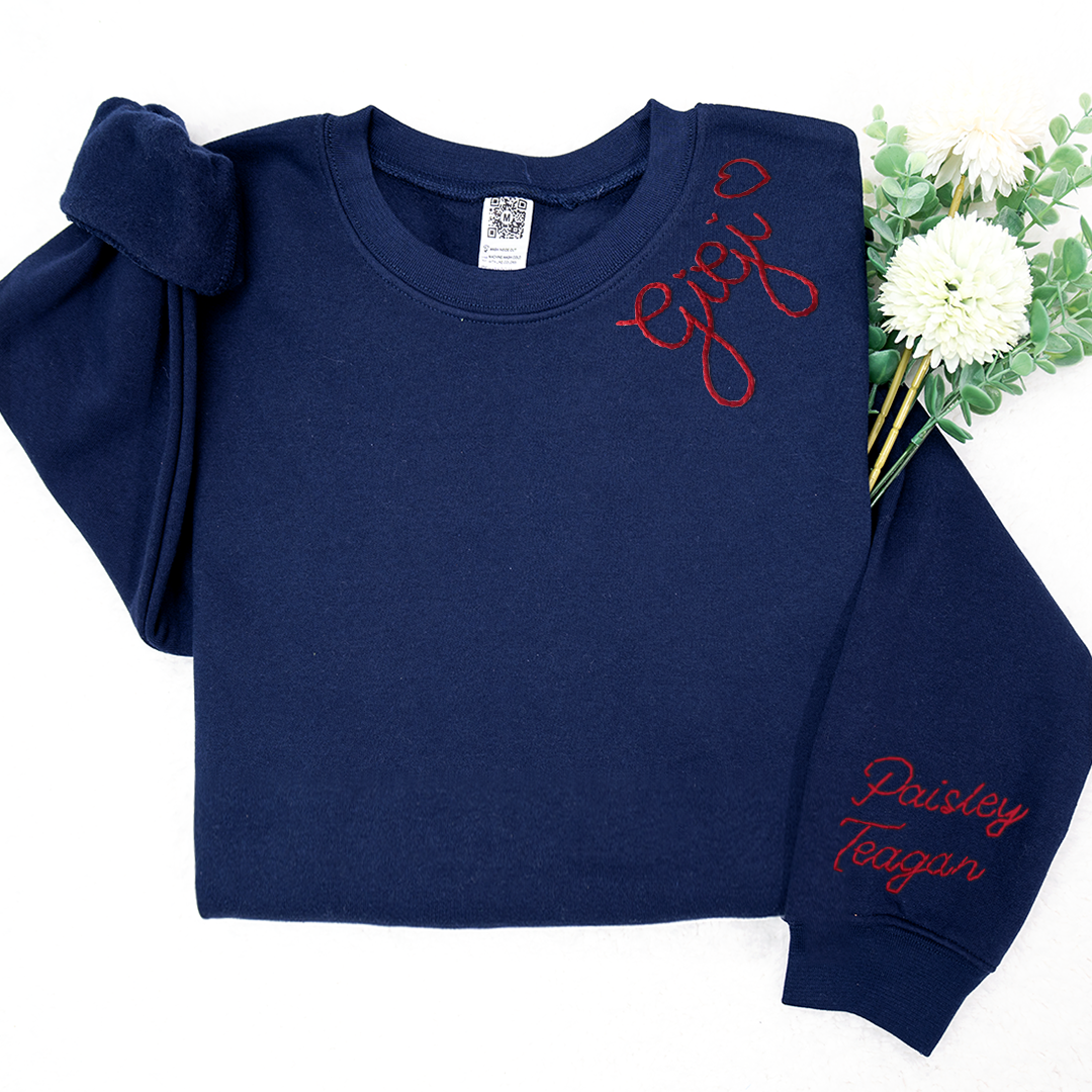 Custom Hand Embroidered Gigi Sweatshirt with Kids Name on Sleeve, Personalized Gigi Sweatshirt, Minimalist Grandma Sweater, Mothers Day Gift for Grandma Mimi Nana Gigi Gaga