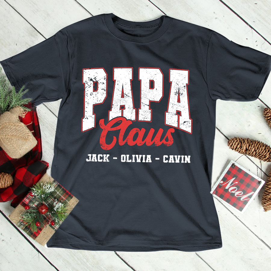 Papa Claus Xmas And Grandkids 2024 T-Shirt