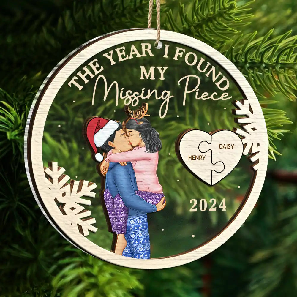 The Year I Found My Missing Piece Kissing Couples - Personalized Acrylic Ornament