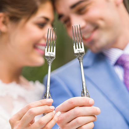 Personalized Vintage Wedding Forks with Laser Engraving Mr. Mrs. and Date Anniversary Wedding Engagement Gift for Couple Set of 2 with Kraft Paper Box