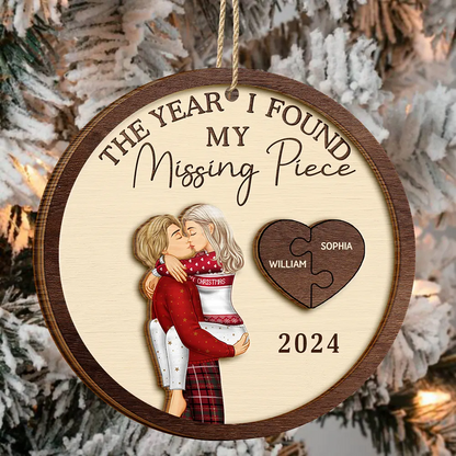 The Year I Found My Missing Piece Kissing Couples - Personalized Wooden Ornament