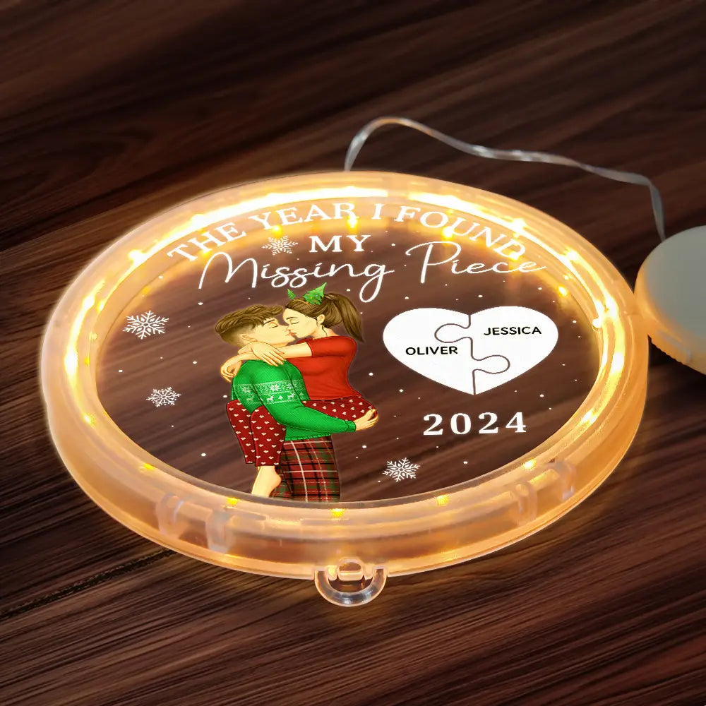 The Year I Found My Missing Piece Kissing Couples - Personalized LED Pendant Light