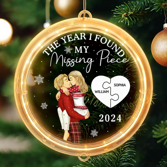 The Year I Found My Missing Piece Kissing Couples - Personalized LED Pendant Light