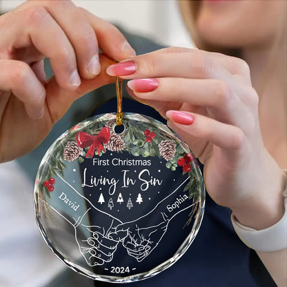 Gift For Couples - Christmas Couple Holding Hand Living In Sin - Personalized Circle Glass Ornament