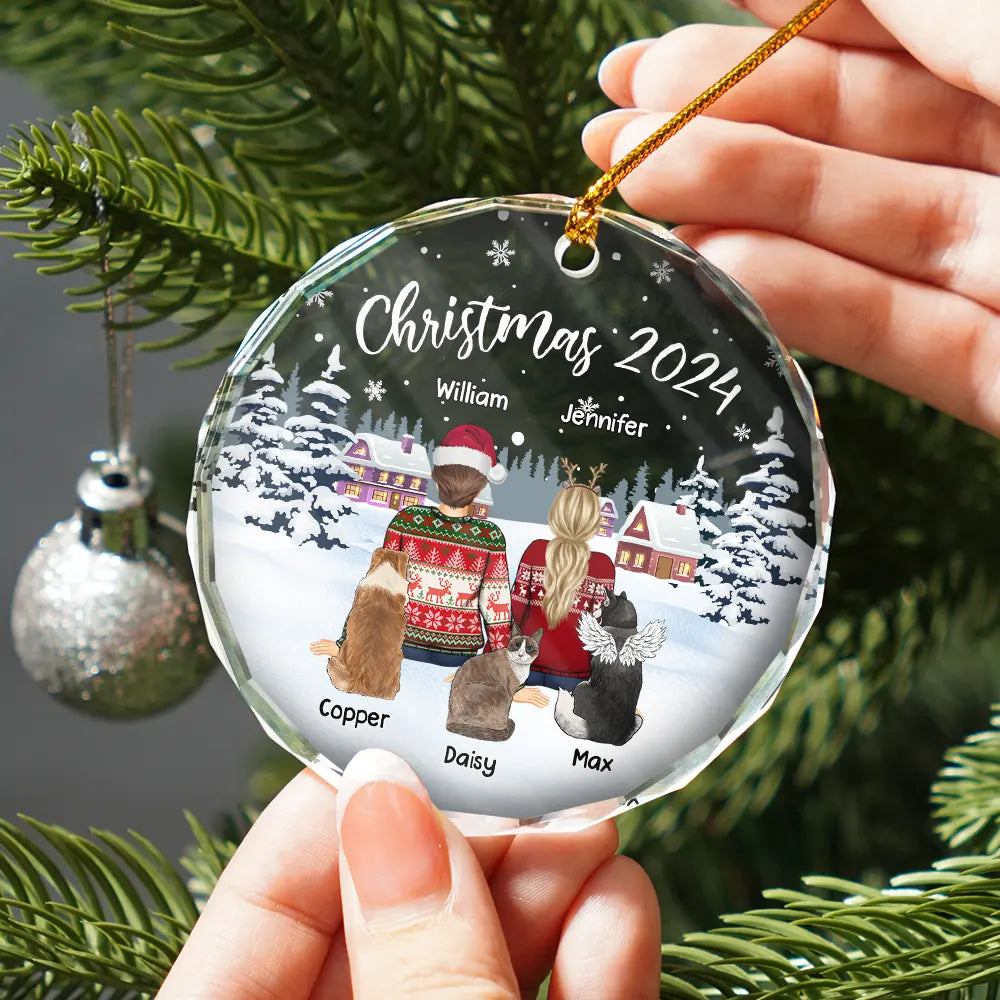 Couple & Pets Christmas 2024 - Personalized Circle Glass Ornament