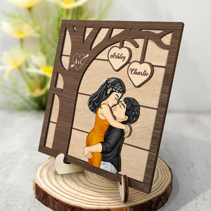 Couple Kissing Under The Tree - Personalized 2-Layered Wooden Plaque With Stand