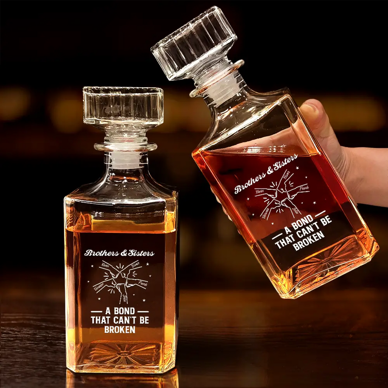 Brothers A Bond That Can't Be Broken - Personalized Square Whiskey Bottle