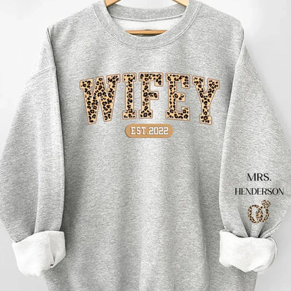 Couple - A Happy Wifey - Personalized Sweater (LH) Sweater The Next Custom Gift