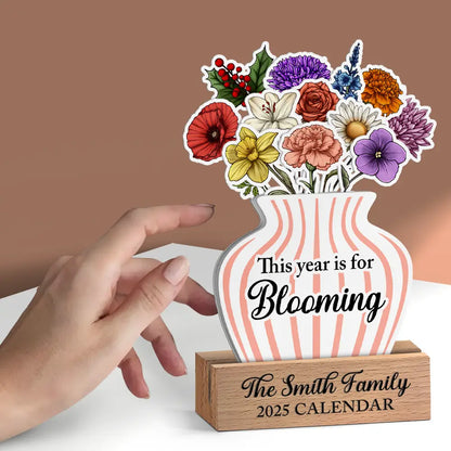 2025 Calendar With Birth Month Flowers - Personalized Custom Shaped Cardstock With Wooden Stand