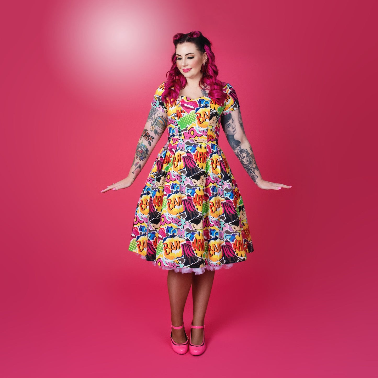 Pixie Sweetheart Dress in la flor de Nochebuena - Preorder for dispatch 29th November