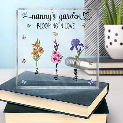 Granny's Garden Love Grows Here - Birthday, Loving Gift For Mom, Mum, Mother, Nana, Grandma - Personalized Square Shaped Acrylic Plaque
