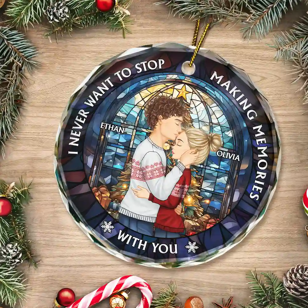Christmas Couple Sideview Stained Glass Making Memories - Personalized Circle Glass Ornament
