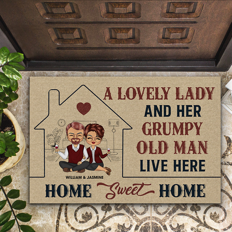 Old Couple A Lovely Lady And A Grumpy Old Man Live Here Husband Wife - Couple Gift - Personalized Custom Doormat