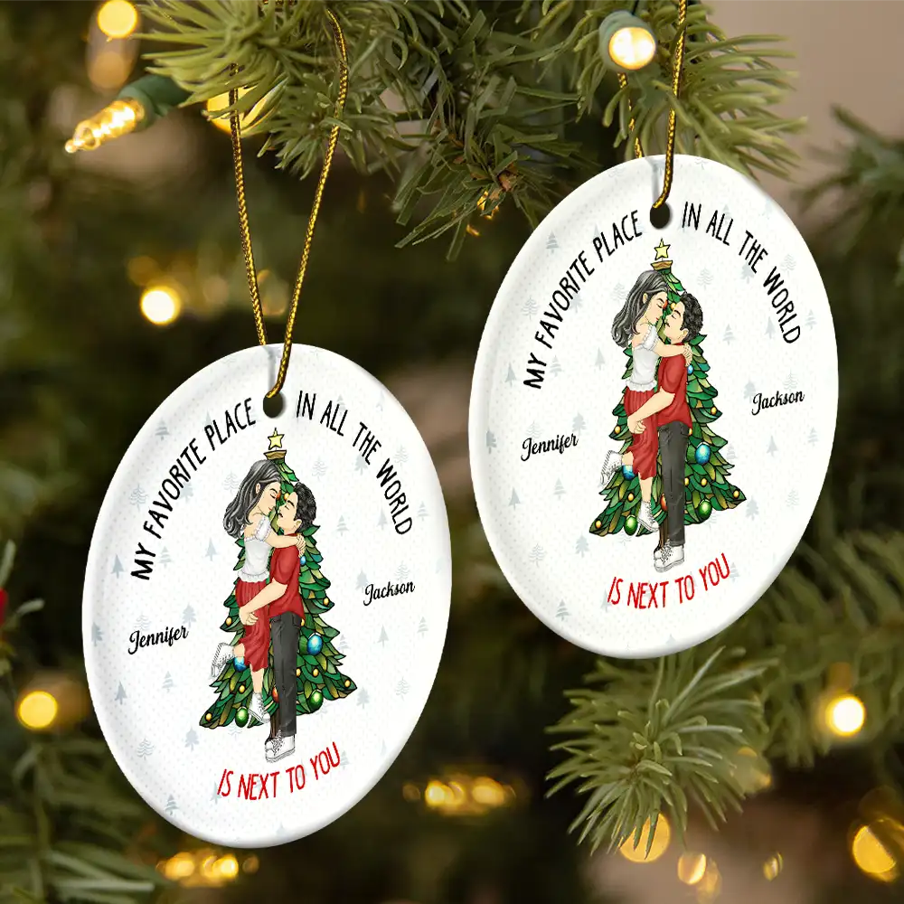 Christmas Couple Kissing My Favorite Place In All The World - Personalized Circle Ornament