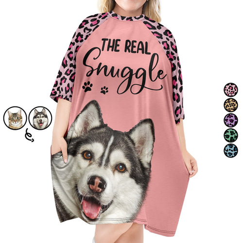 Custom Photo The Real Snuggle - Gift For Dog Mom, Cat Mom, Pet Lovers - Personalized Women's Sleep Tee