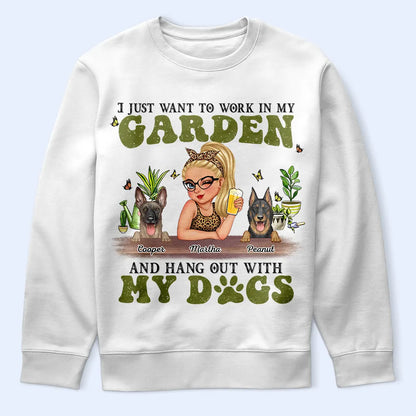 I Want To Work In My Garden Gardening With Dog - Personalized T Shirt