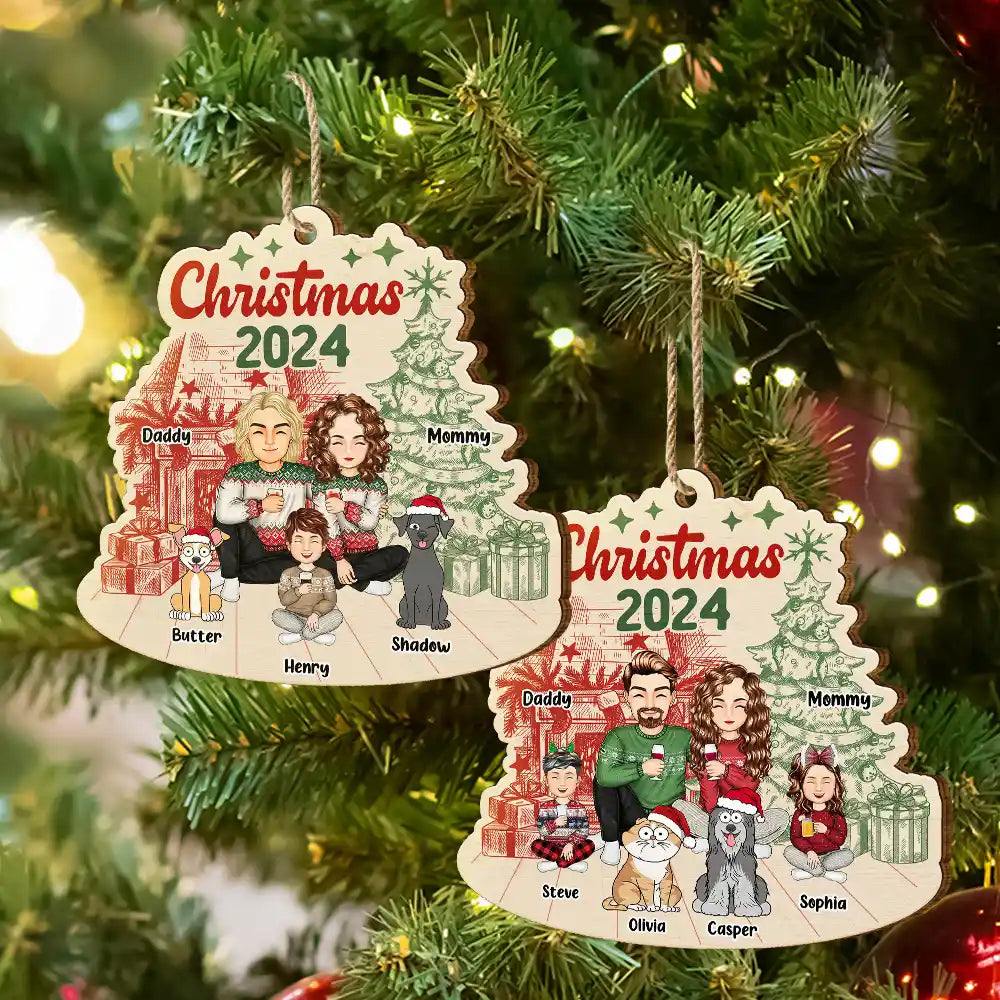 Family 2024 Red Green - Personalized Custom Shaped Wooden Ornament