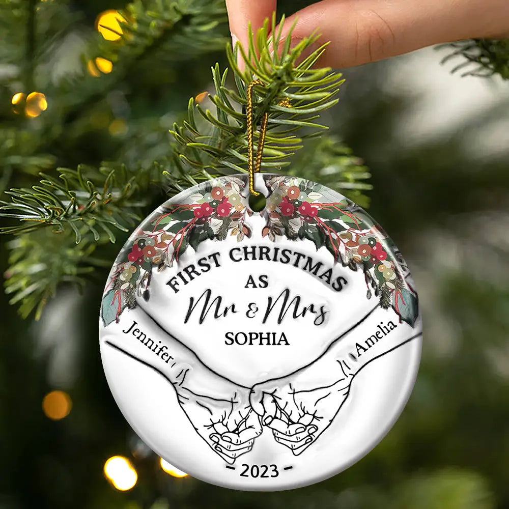 Holding Hands First Christmas Couple - 3D Inflated Effect Printed Ornament, Personalized Circle Ceramic Ornament