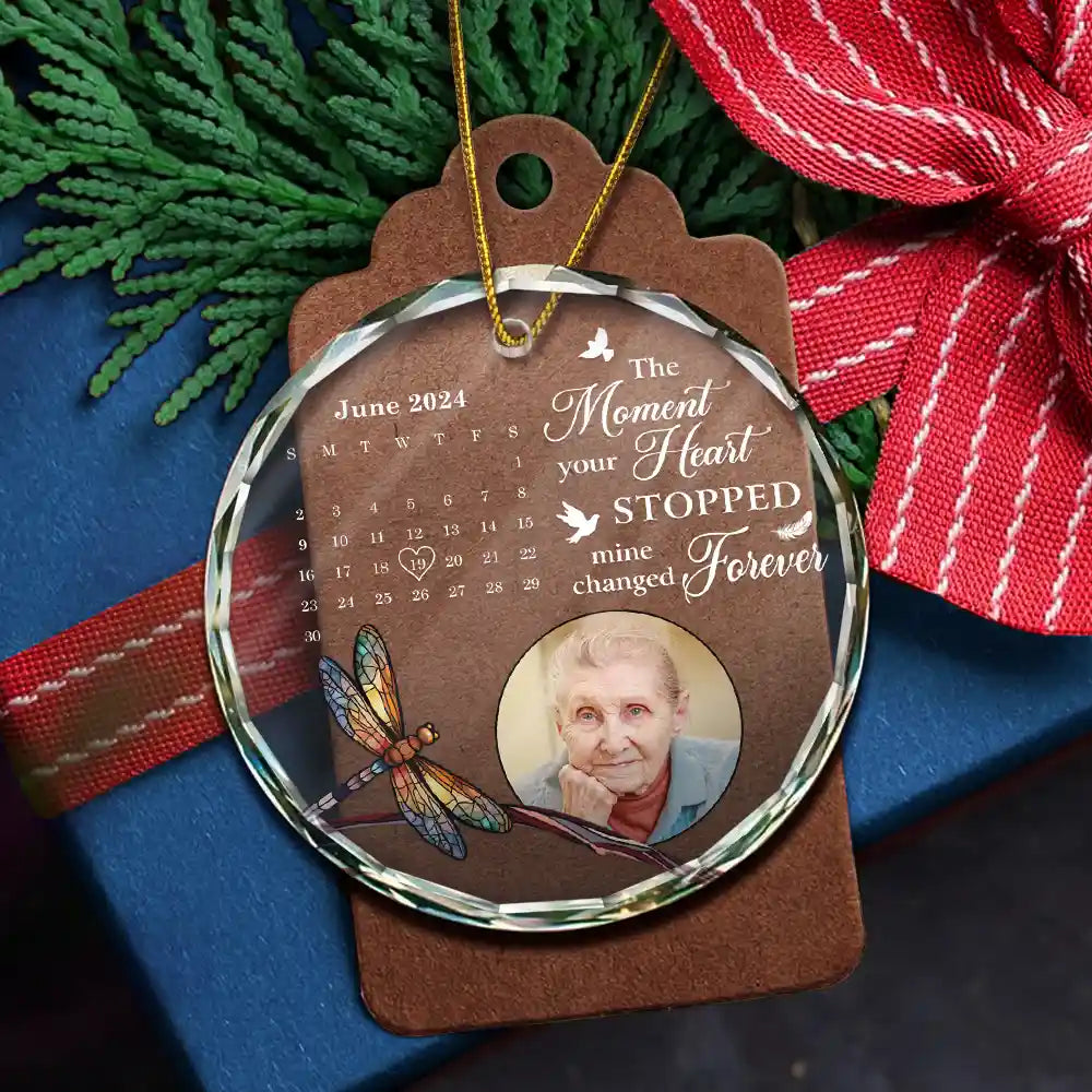 Christmas,Sad,Family,Parents,Gift For Grandparents,Gift For Sibling,Memorial - Custom Photo The Moment Your Heart Stopped Calendar Memorial - Personalized Circle Glass Ornament