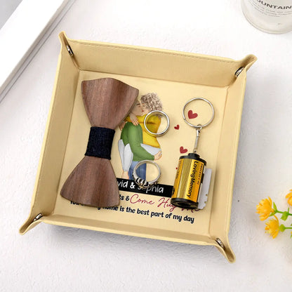 Empty Your Pockets And Come Hug Me - Personalized Leather Valet Tray