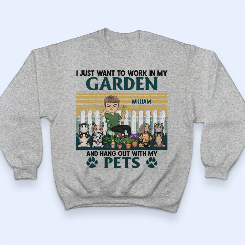I Just Want To Work And Hang Out - Gift For Gardeners Love Dogs - Personalized Custom T Shirt