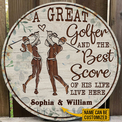 Personalized Golf Floral Couple Golfer Best Score Live Customized Wood Circle Sign