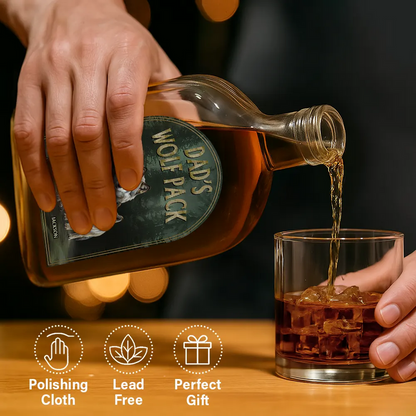 Realistic Art Papa Dad Wolf Pack - Personalized Whiskey Bottle