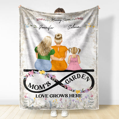 Mom's Garden - Gift For Mother & Daughter - Personalized Fleece Blanket