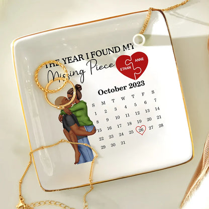 The Year I Found My Missing Piece Kissing Couples Calendar - Personalized Ring Dish