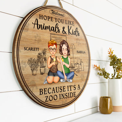 Family Hope You Like Animals And Kids - Anniversary, Birthday, Home Decor Gift For Husband, Wife, Boyfriend, Girlfriend, Couple - Personalized Custom Wood Circle Sign