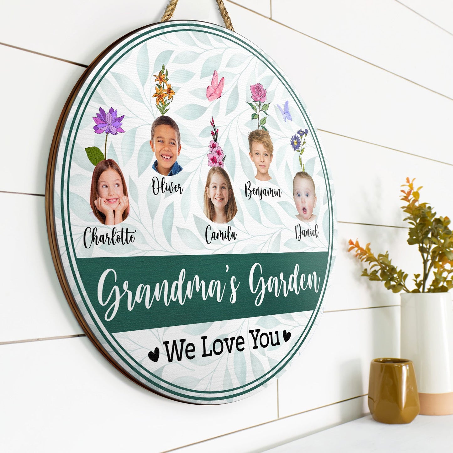 Custom Photo Nana's Garden - Gift For Mothers, Grandmas - Personalized Wood Circle Sign