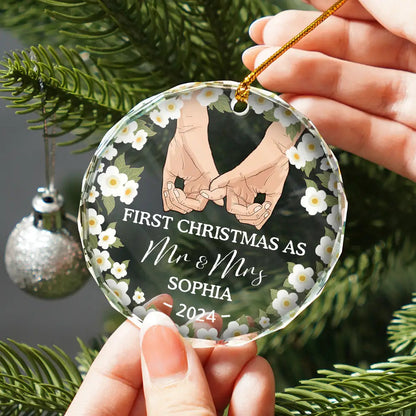 Holding Hands Husband And Wife First Christmas - Personalized Circle Acrylic Ornament