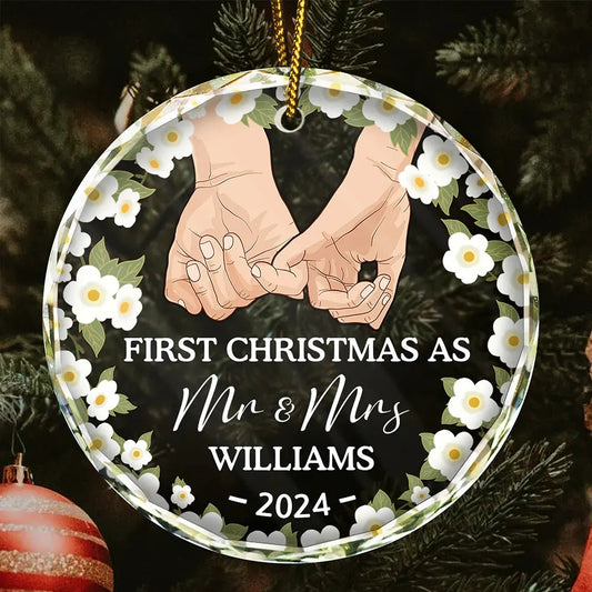 Holding Hands Husband And Wife First Christmas - Personalized Circle Acrylic Ornament